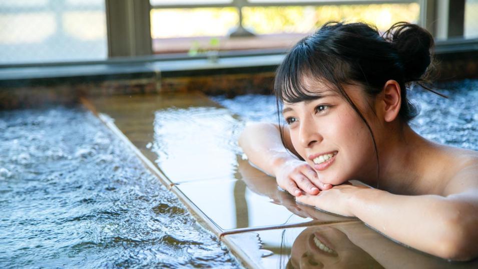 Готель Unzen Obama Onsen Juraku Екстер'єр фото